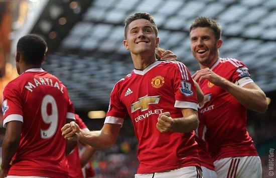 他希望通过 他希望通过